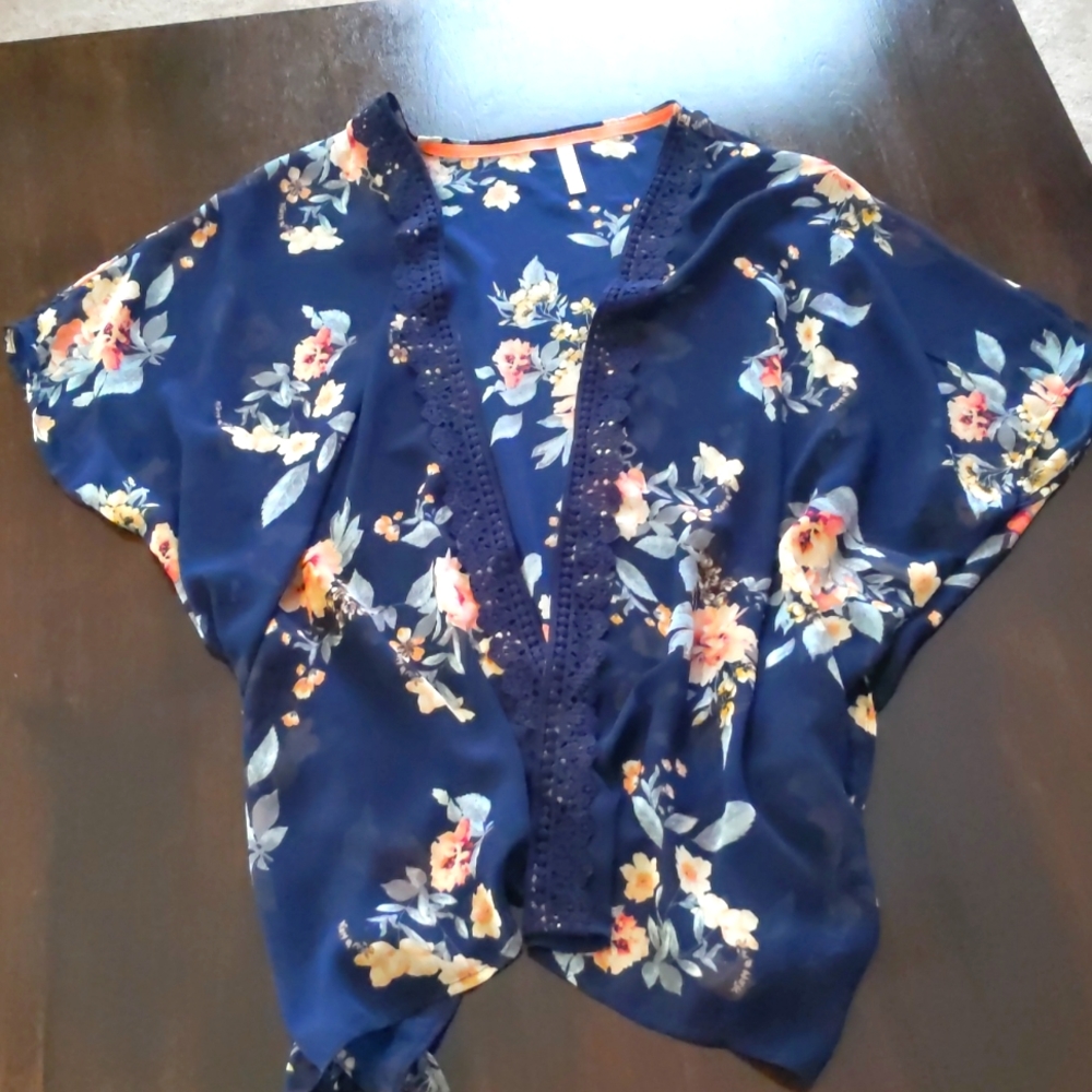 Sheer flowered kimono